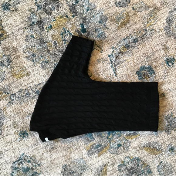 NY & Co Black Top - Picture 2 of 3